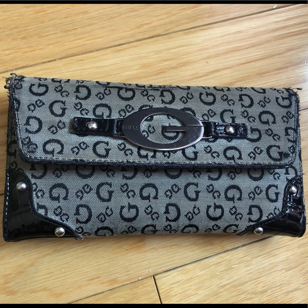 Guess Wallet
